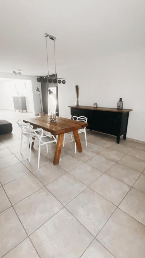 Maison A 3,2km De L'aeroport Charleroi