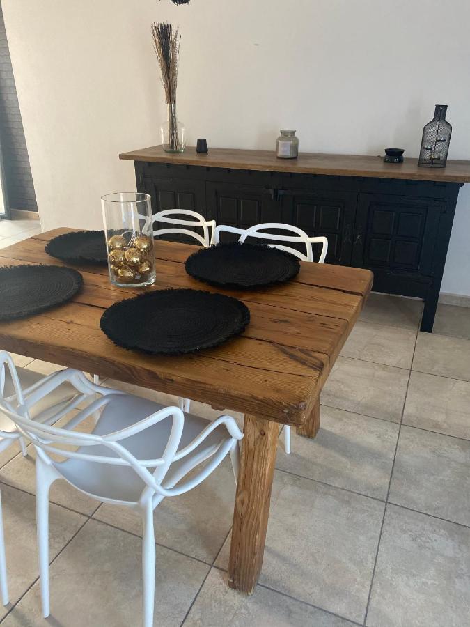 Maison A 3,2km De L'aeroport Apartment *